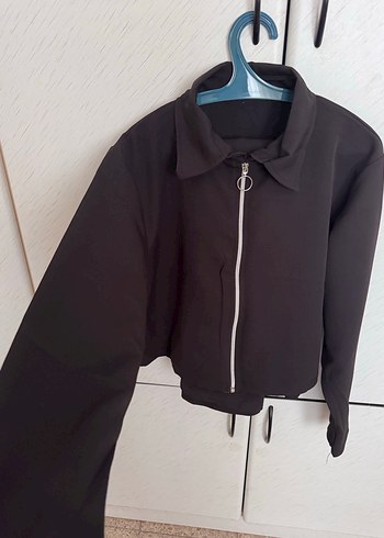 Siyah etekli takım - Görsel 2