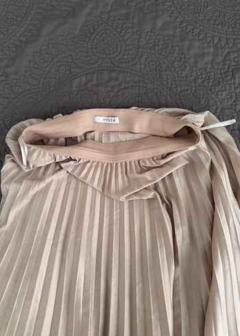 Bej Pilili Uzun Kadın Etek - Görsel 2