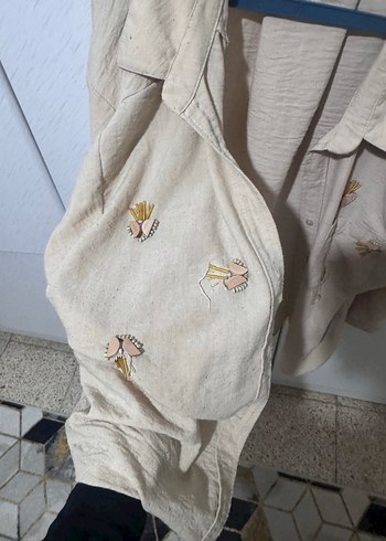 Bej Düğmeli Keten Kadın Gömlek - Görsel 3