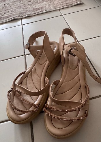 Bej  Süet Dolgu Topuklu Sandalet - Görsel 7