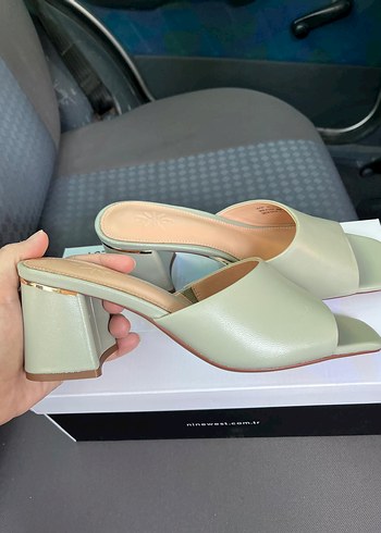 37 Beden Nine West Pastel Yeşil Topuklu Kadın Terlik