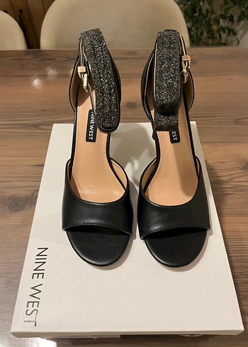 Nine West Siyah Kadın Blok Topuklu Stiletto