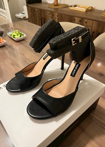 Nine West Nine West Siyah Kadın Blok Topuklu Stiletto
