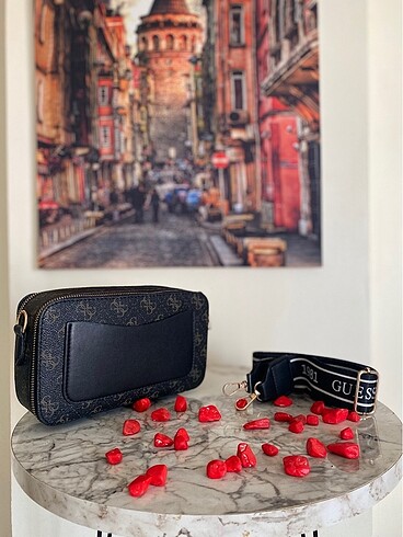Guess GUESS kadın çanta