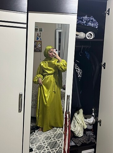 yağ yeşili tesettür abiye