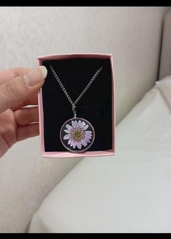Diğer Mor Çiçek Detaylı Zincir Kolye