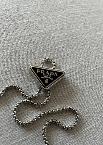 Beden Prada Giltter