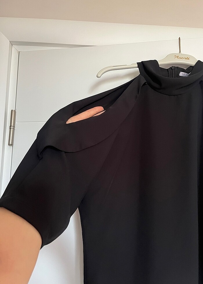 Karol Siyah Şık Bluz - Görsel 2