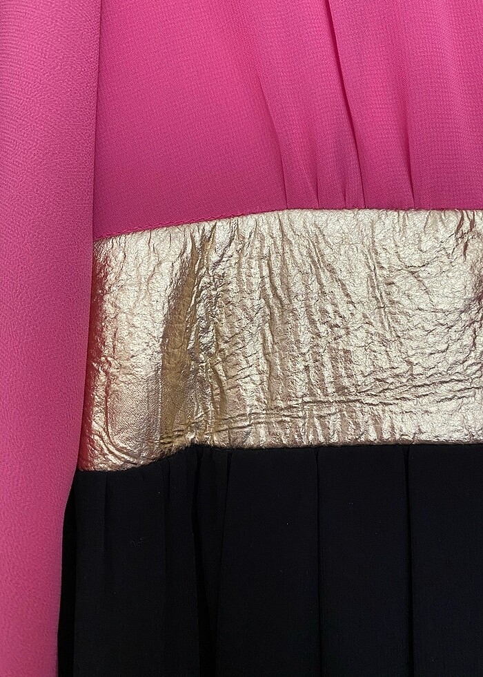 Krep kumaş iki renkli gold detaylı elbise - Görsel 4