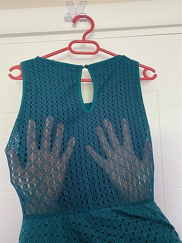 Dantelli sırt dekolteli elbise - Görsel 5