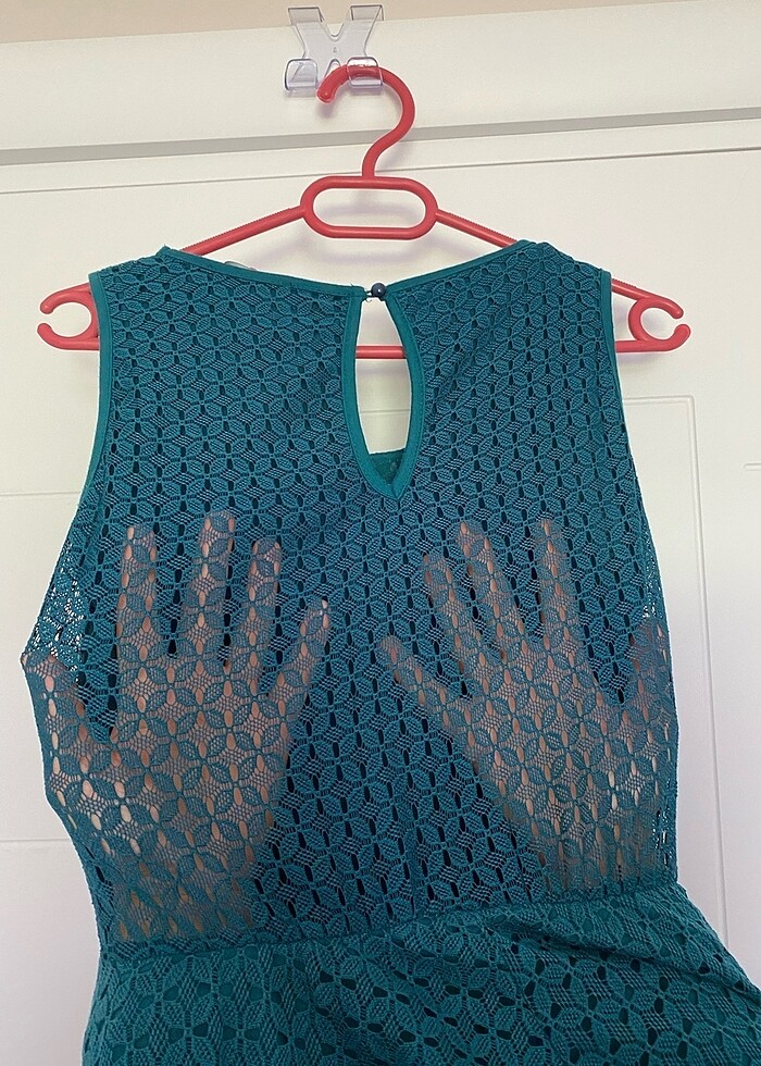 Dantelli sırt dekolteli elbise - Görsel 5