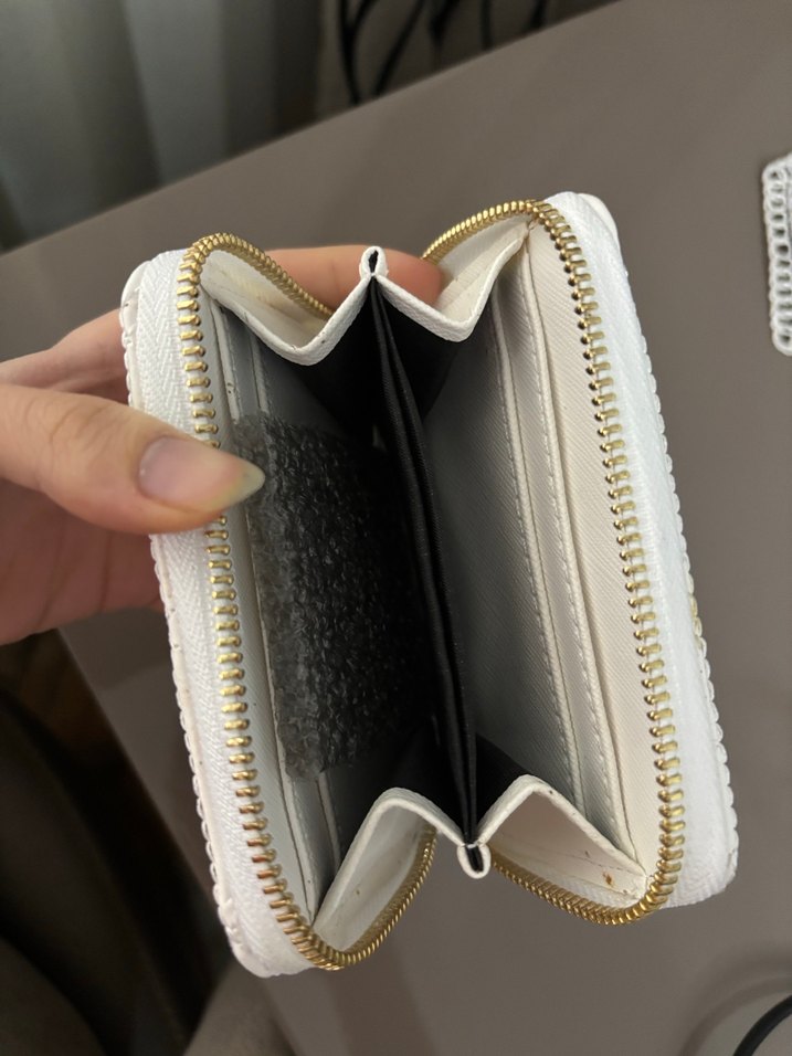 Beyaz Deri Fermuarlı Kadın Cüzdanı - Görsel 3