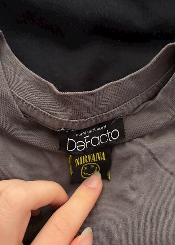 Gri Nirvana Baskılı Kısa Kollu kadın Tişört - Görsel 2