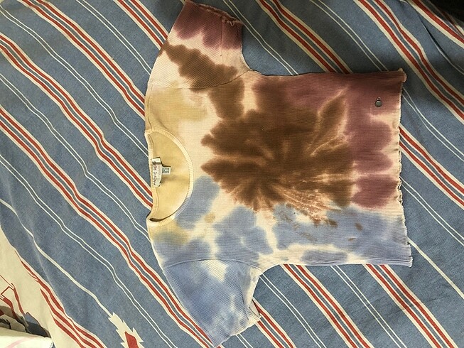Pull and Bear Crop tşhirt