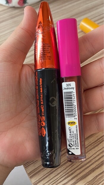 Beden Renk lykd maskara ve gloss