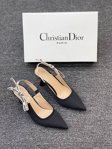 universal Beden siyah Renk CHRISTIAN DIOR ? Yeni Sezon Koleksiyonu ?????