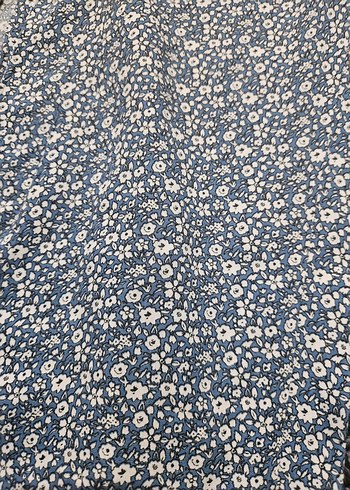 Mavi Pileli Kadın Uzun Yırtmaçlı Kumaş Pantolon - Görsel 2