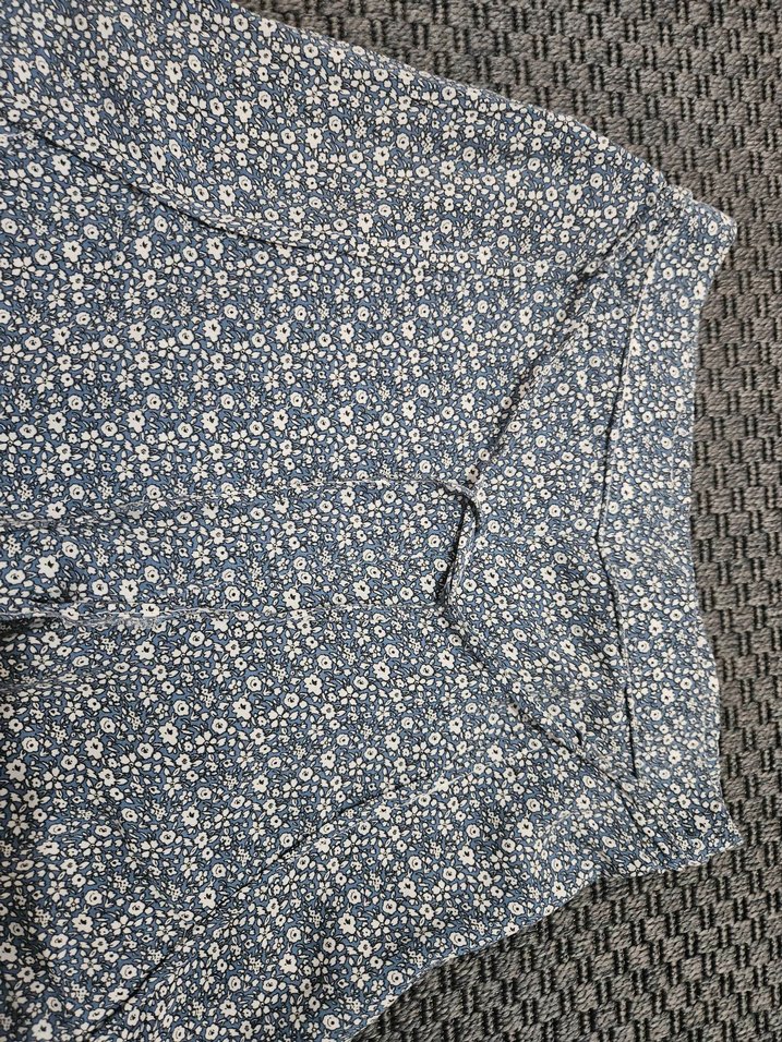 Mavi Pileli Kadın Uzun Yırtmaçlı Kumaş Pantolon - Görsel 3