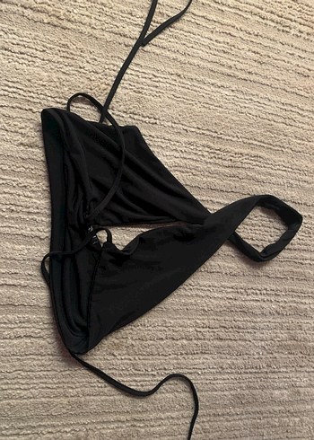 Siyah Halter Yaka Kısa Crop Top - Görsel 2