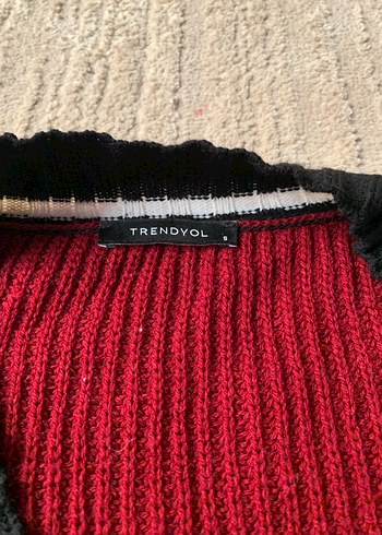 Bordo V Yaka Kısa Triko Kazak - Görsel 4