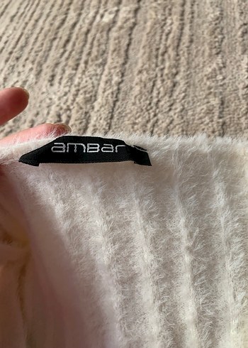 V Yakalı Beyaz Triko Kadın Kazak - Görsel 2