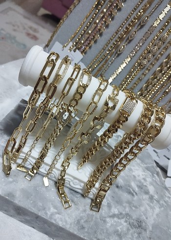 Zincir Detaylı Altın Renk Kadın Bileklik XP 14k altın kaplama
