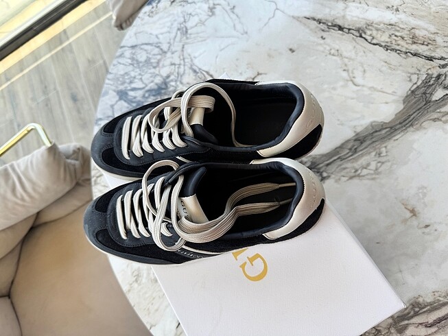 Guess erkek spor ayakkabı - Görsel 3