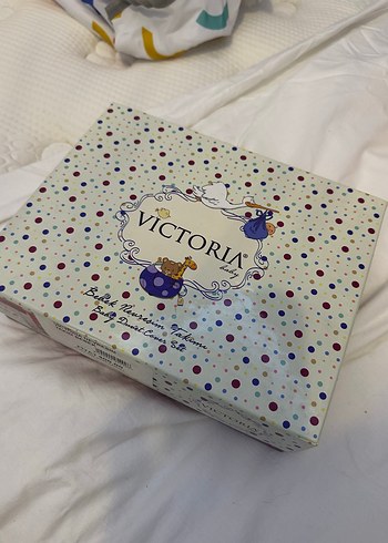 Victoria Pamuklu Çocuk Battaniyesi