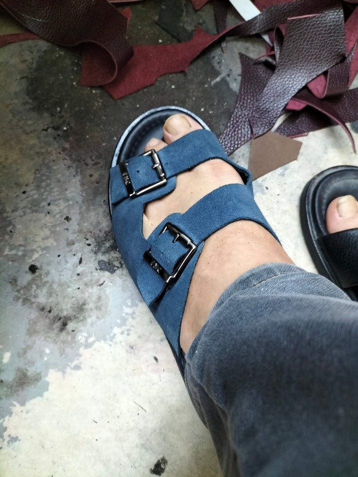 Mavi Tokalı Erkek Terlik - Görsel 4