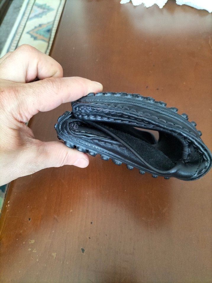 Siyah Deri Biker Ayakkabı Kılıfı - Görsel 2