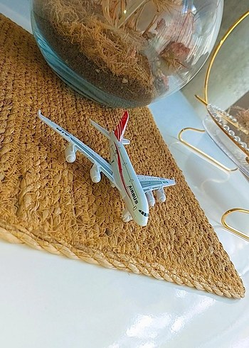 Beden AIRBUS A588 KURMALI UÇAK