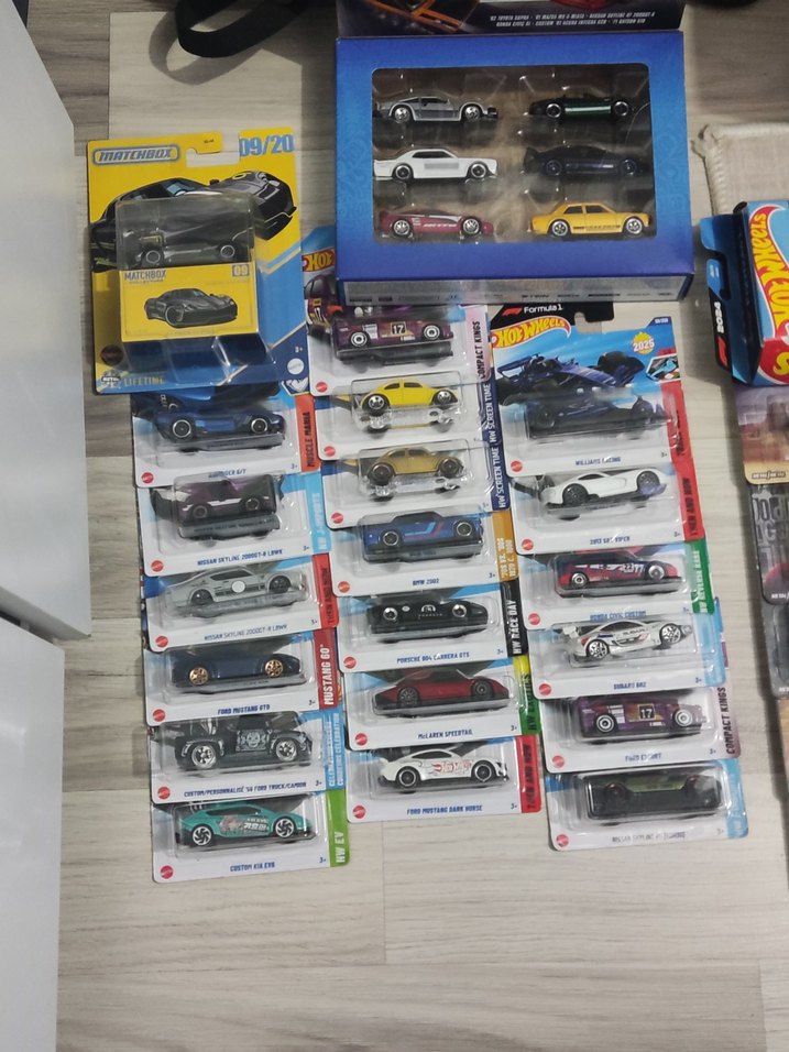 hot wheels Çok Renkli Mini Oyuncak Araba Seti - Görsel 2