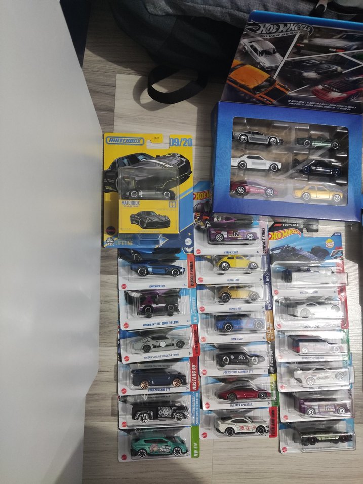 hot wheels Çok Renkli Mini Oyuncak Araba Seti - Görsel 3