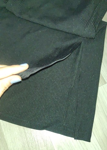 siyah yırtmaçlı kadın günlük uzun etek - Görsel 2