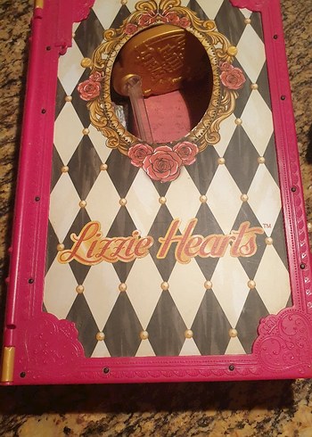 Beden Ever After High - Lizzie Hearts