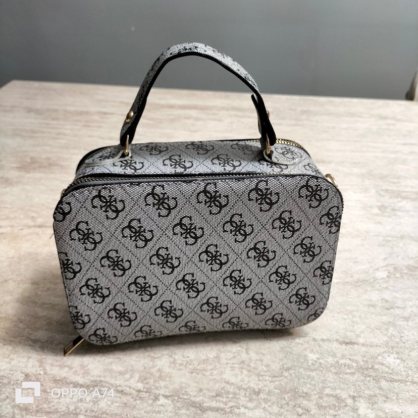 Guess Gri Yılan Desenli Kadın Çanta - Görsel 2