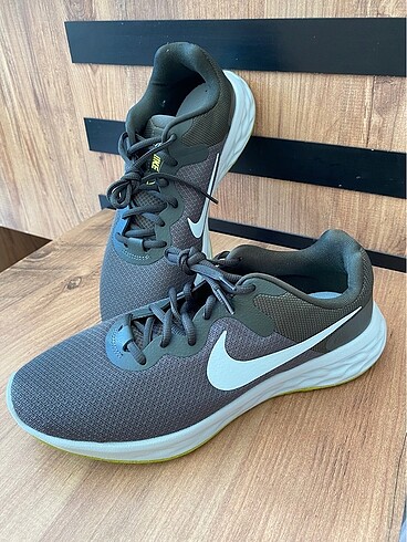 Nike Revolution Spor Ayakkabı