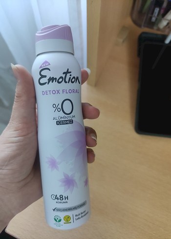 Emotion Deodorant Detox Floral 48H Koruma