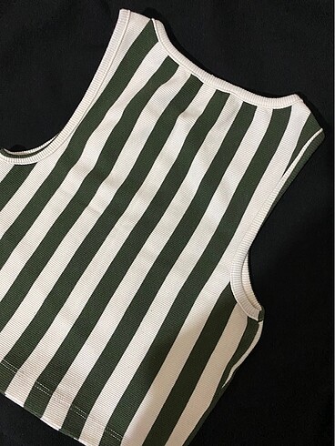xs Beden yeşil Renk Bershka crop