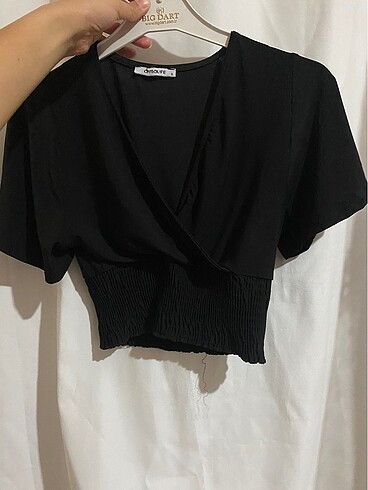 Siyah crop