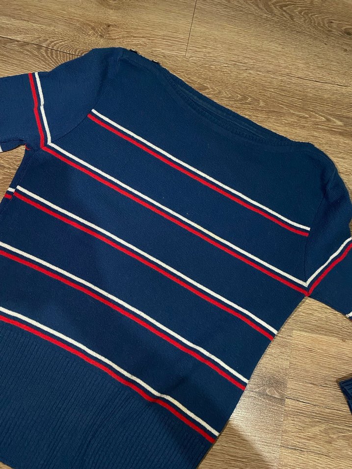 Düğmeli Mavi Çizgili Kadın Triko - Görsel 3