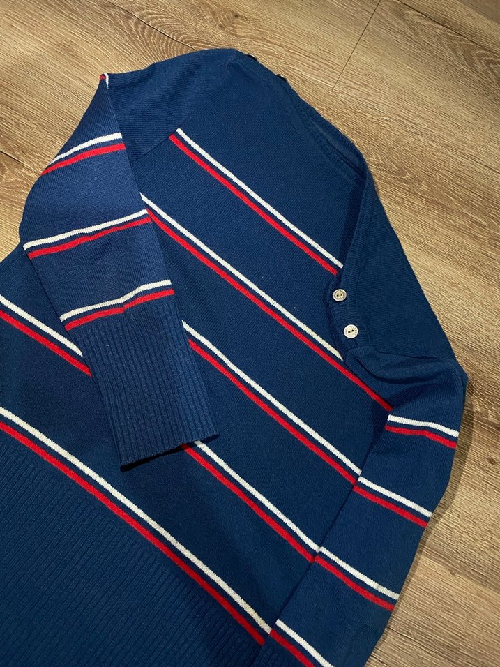 Düğmeli Mavi Çizgili Kadın Triko - Görsel 2