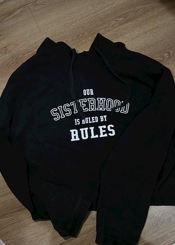 Siyah Kapüşonlu Baskılı Kadın Sweatshirt - Görsel 2