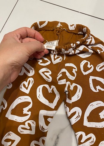 Kız Çocuk Kahverengi Süet Dantel Detaylı Tayt - Görsel 2