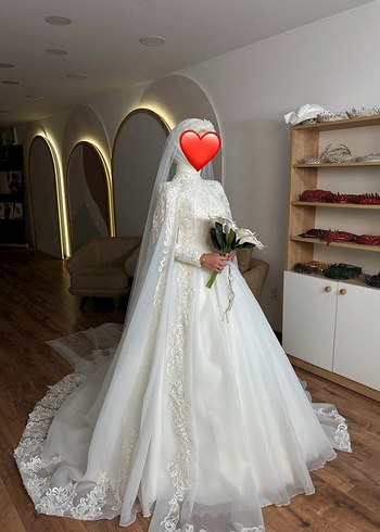 özel tasarım ve özel dikim tesettür gelinlik