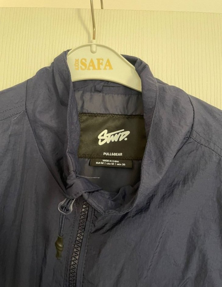 pull and bear yağmurluk - Görsel 3