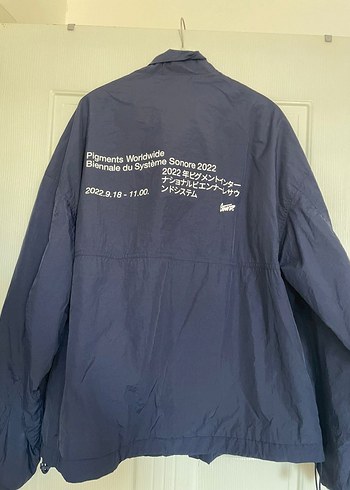 Pull and Bear yağmurluk