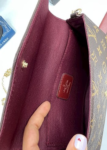 Beden LOUIS VUITTON BAG