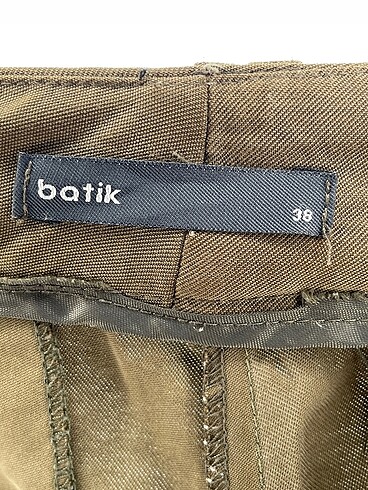 36 Beden yeşil Renk Batik Kumaş Pantolon %70 İndirimli.