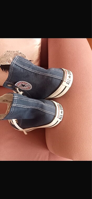 42 Beden Mavi converse 42 numara